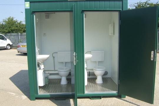 1 + 1 Toilet